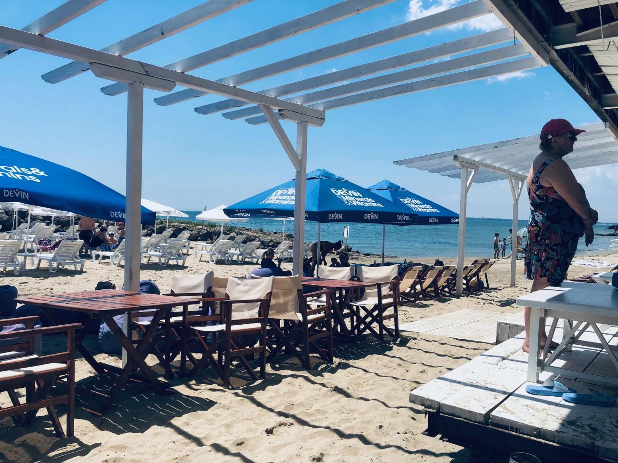Beautiful Apartment Right By The Sea, Sveti Vlas Bagian luar foto